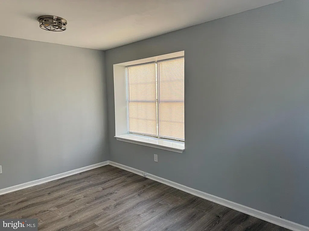 4 bed, 2.5 bath, 1676 sqft, $2,600 — Photo 4