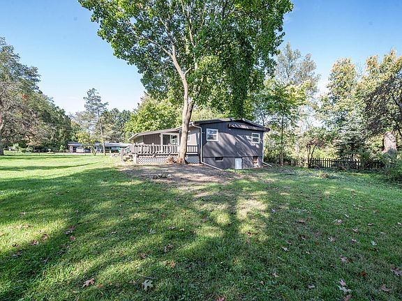 3rd image of 133 Dunham Dr