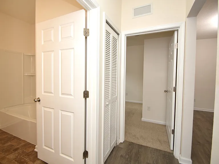 2211 Golden Lake Loop St — Photo 19