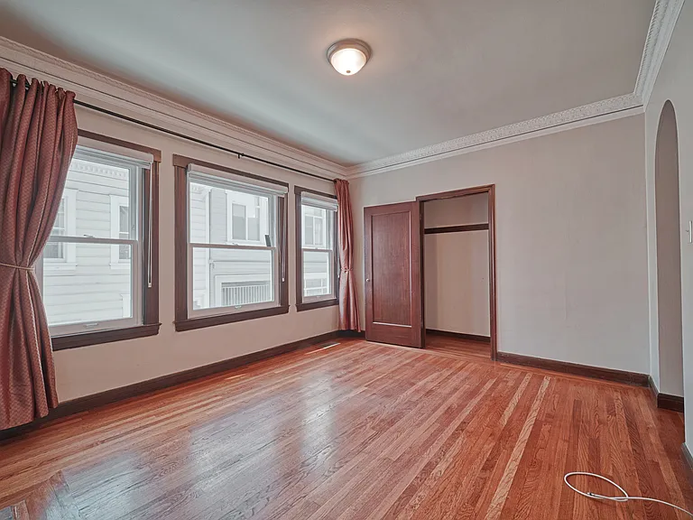 14 Castle St — Photo 2