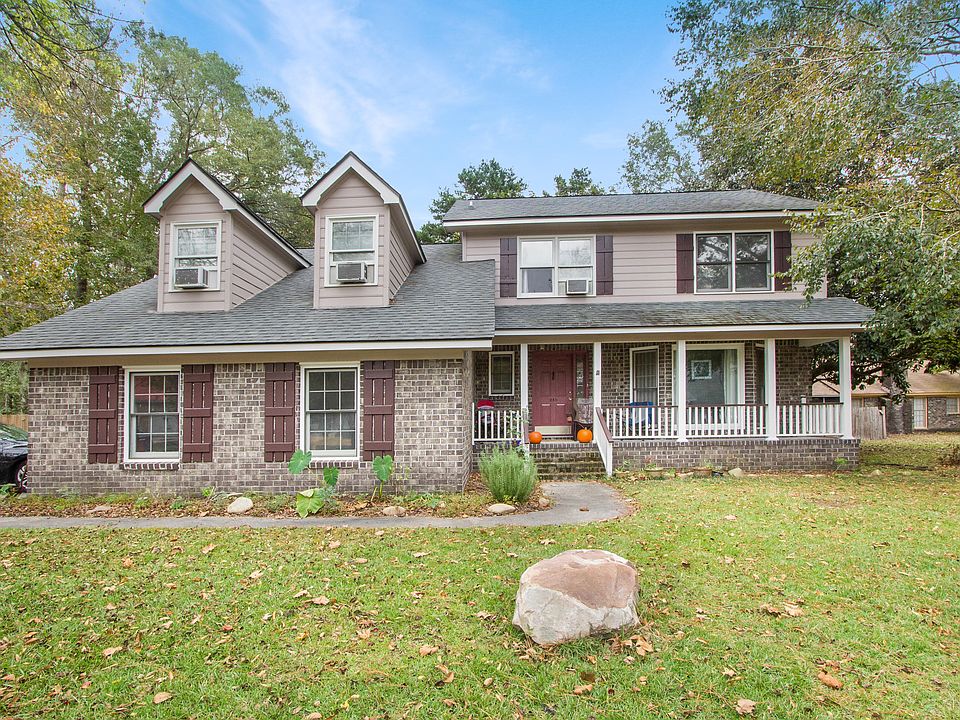 1st image of 215 Old Dominion Dr