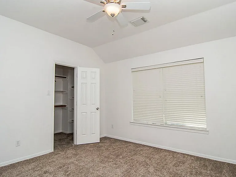 143 N Shawnee Ridge Cir — Photo 20