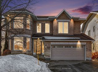 163 Copperwood St, Ottawa, ON K1C 7S3