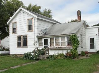 310 E Kickapoo, Readstown, WI 54652