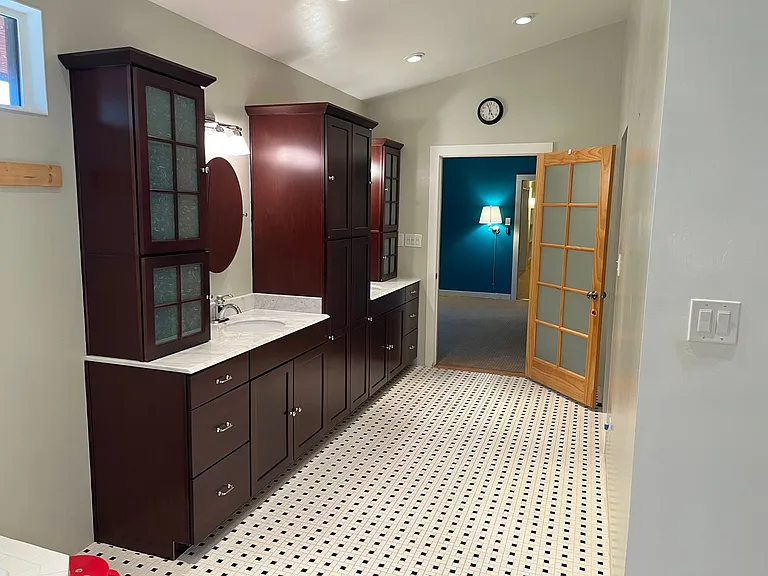 318 Sunset Park Dr — Photo 23