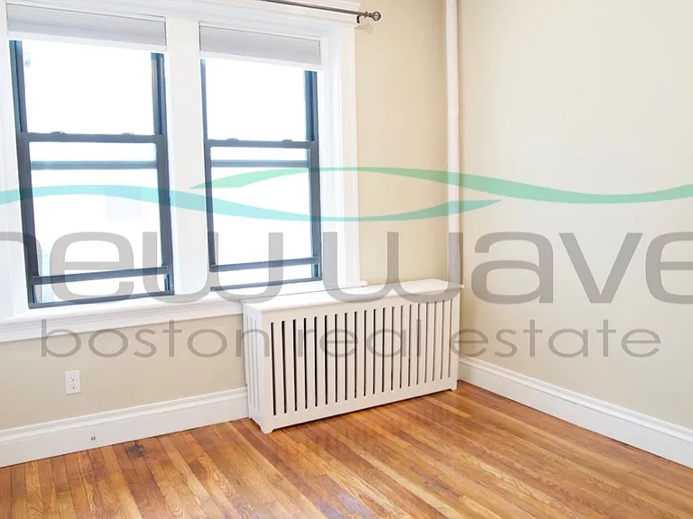 1111 Boylston St #43 — Photo 10