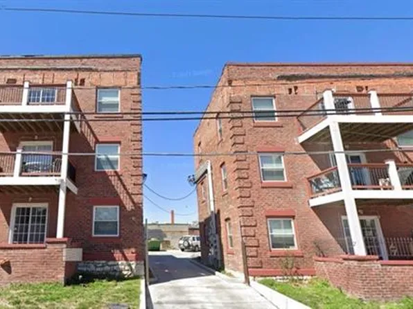 3946-3950 Walnut St, Kansas City, MO 64111