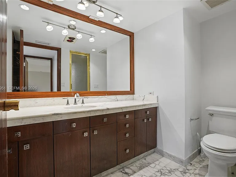 19355 Turnberry Way #25GR — Photo 17