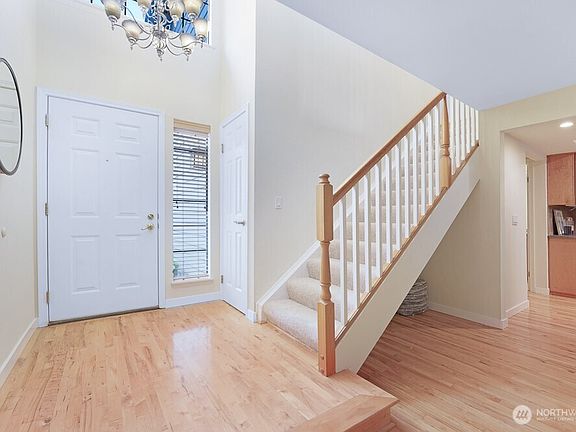 4th image of 16154 SE 33rd Lane #802
