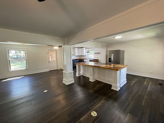 4th image of 216 McKaig Rd