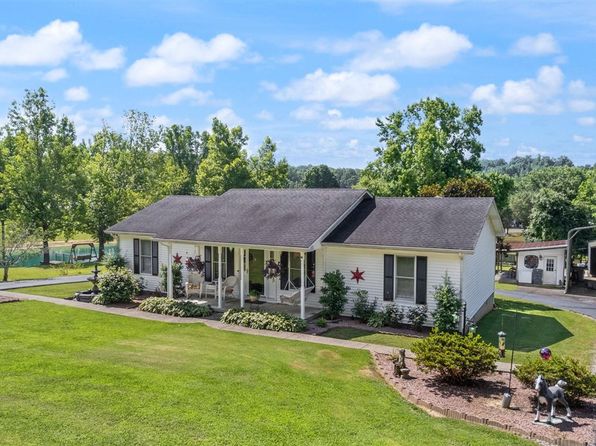 235 Papa Ct, Brownsville, KY 42210
