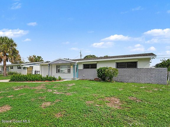 2nd image of 1430 Windward Dr