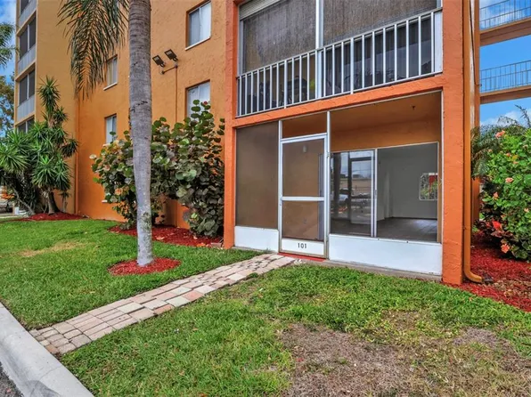 2366 E Mall Dr APT 101, Fort Myers, FL 33901