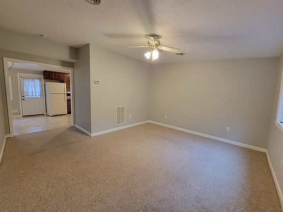 5th image of 173 Seaver St
