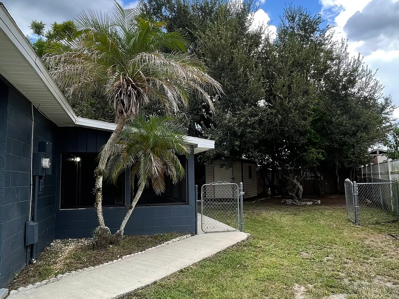 2 bed, 1294 sqft, $1,800 — Photo 2