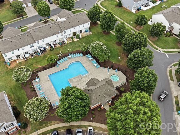 2nd image of 12429 Stratfield Place Cres