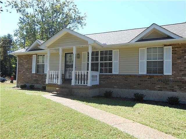 2nd image of 325 Delvin Dr
