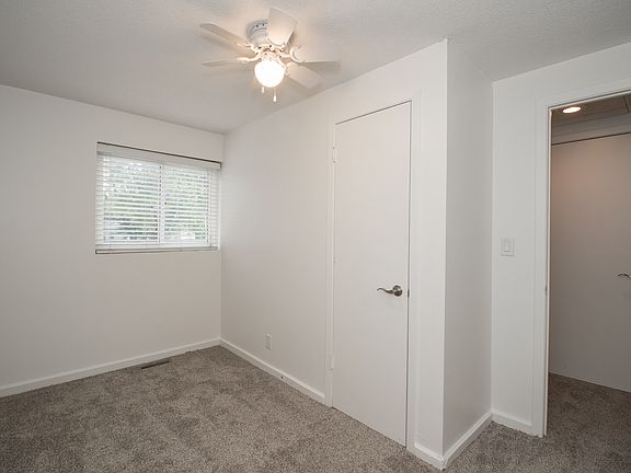 4th image of 3809 68th St