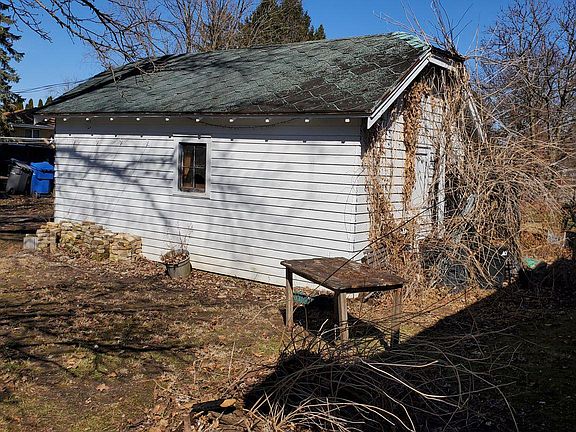 5th image of 801 Hill Ct