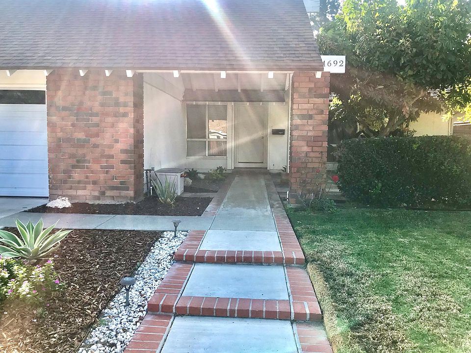 1st image of 1691 Summerville Ave