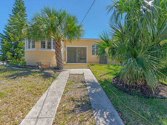 4th image of 300 Revilo Blvd
