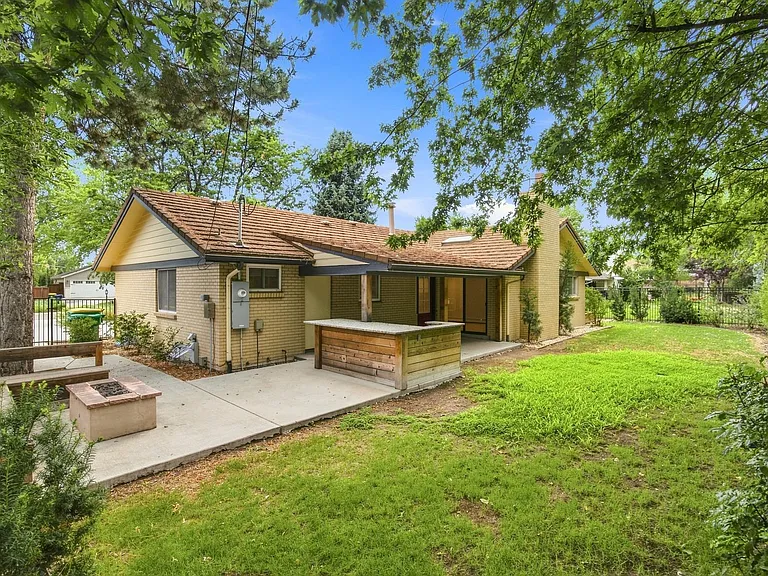 2673 Taft St — Photo 26
