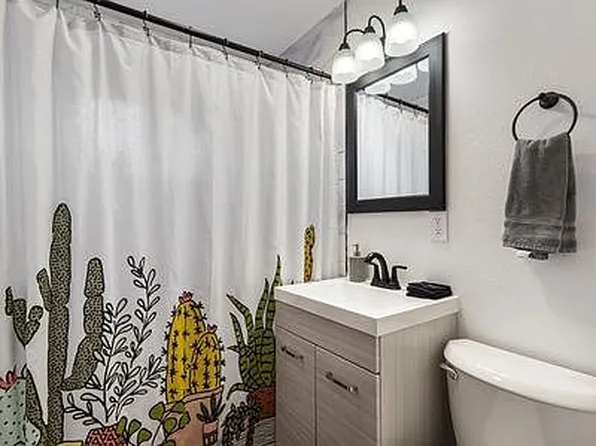 3330 E Cypress St, Phoenix, AZ 85008