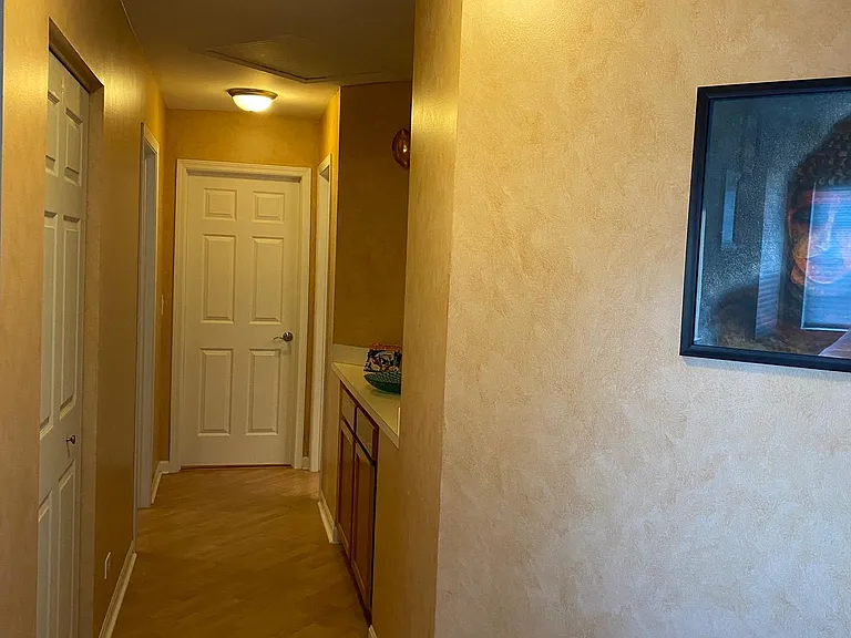 2424 Lexington Ln — Photo 14