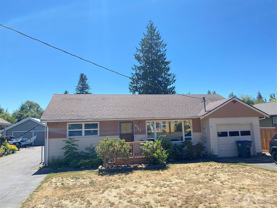 1st image of 2735 Cedarwood Avenue