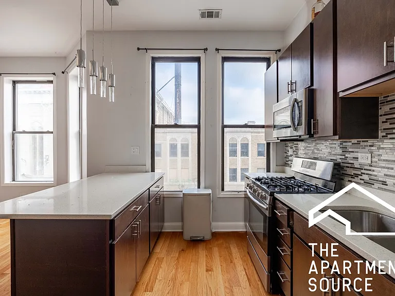 2124 N Milwaukee Ave #243F — Photo 2