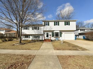 60 Bonds Dr, Bourbonnais, IL