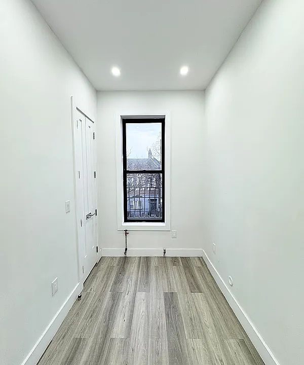 2nd image of 24 Rogers Ave APT 1D