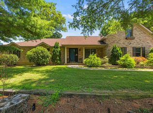 99 Booth Field Rd, Owensboro, KY 42301