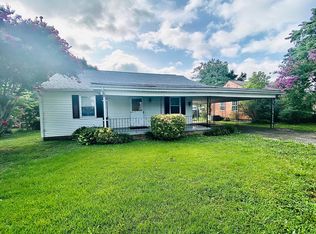 909 Rosedale Ave, Loudon, TN 37774