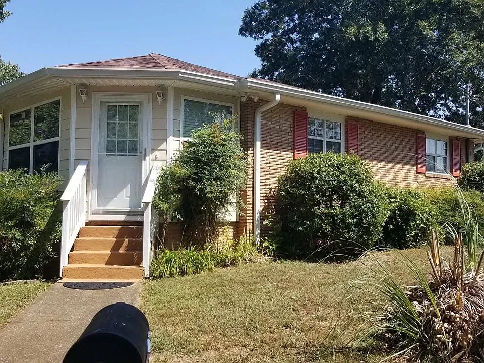 4703 Hunter Trl