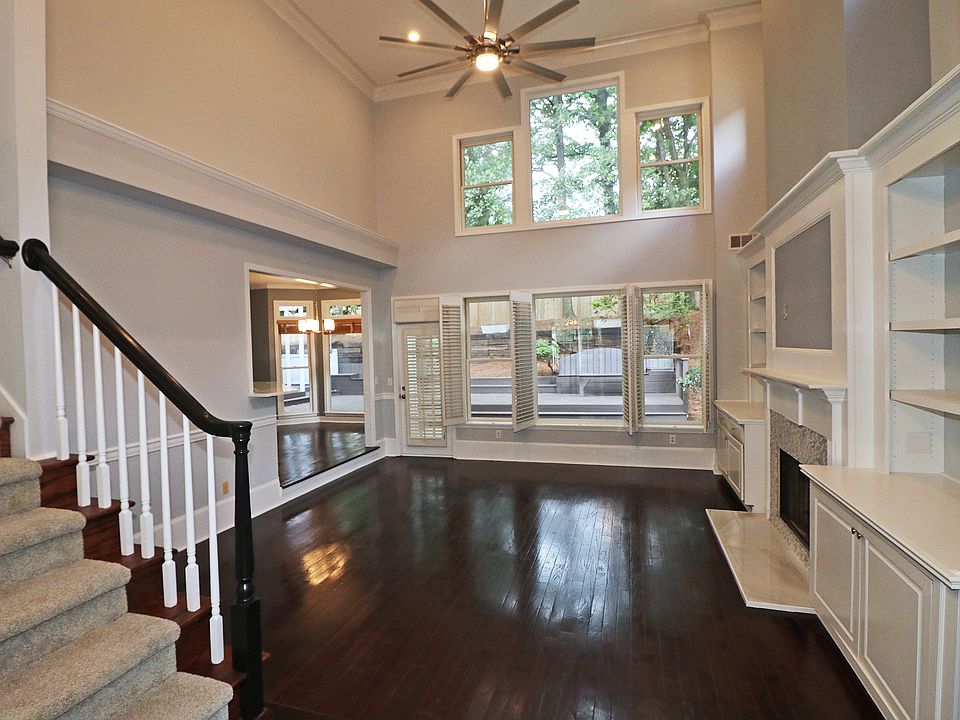 1st image of 1856 Tristan Dr SE