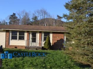 422 Winding Way, Covington, VA 24426