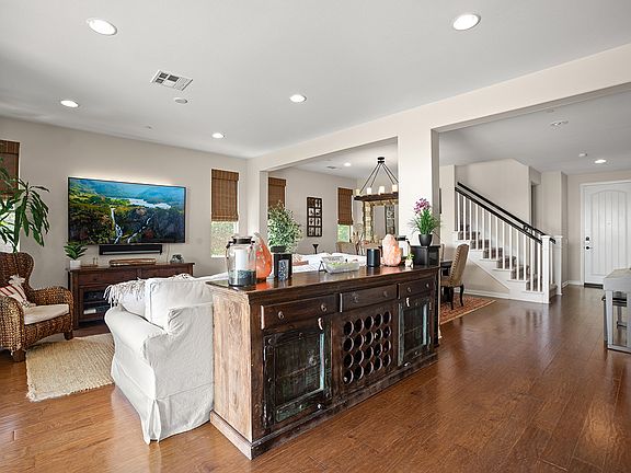 4th image of 15859 Atkins Pl
