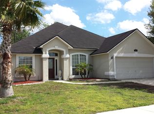 5496 London Lake Dr, Jacksonville, FL 32258