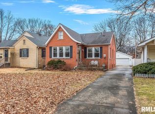 2004 S State St, Springfield, IL 62704