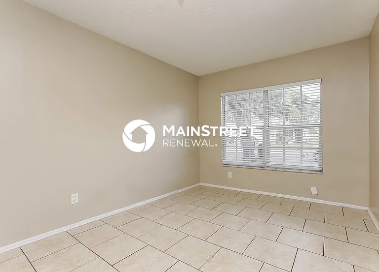 1631 Callie Ct — Photo 10