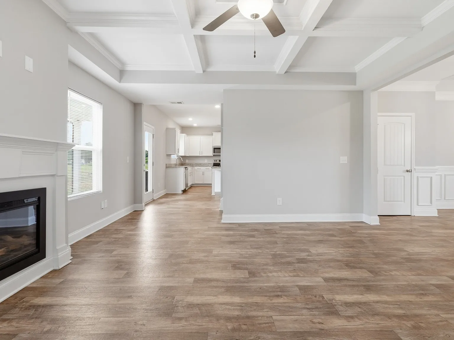 2255 Viking Court - 1 — Photo 3