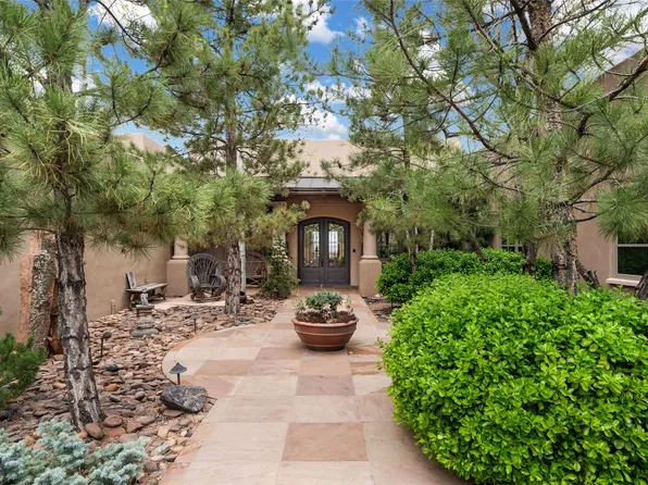 41 Avenida De Las Casas, Santa Fe, NM 87506