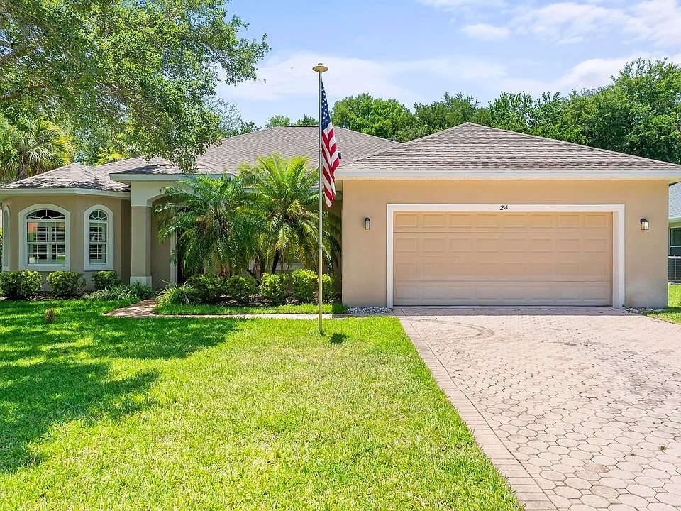 24 Lakecliff Dr