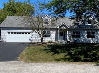 10696 Marc Ct, Beach Park, IL