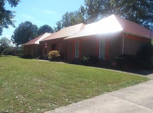 5883 McClellan Hwy, West Hamlin, WV 25506