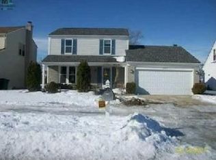 45377 Margate Dr, Macomb, MI 48044