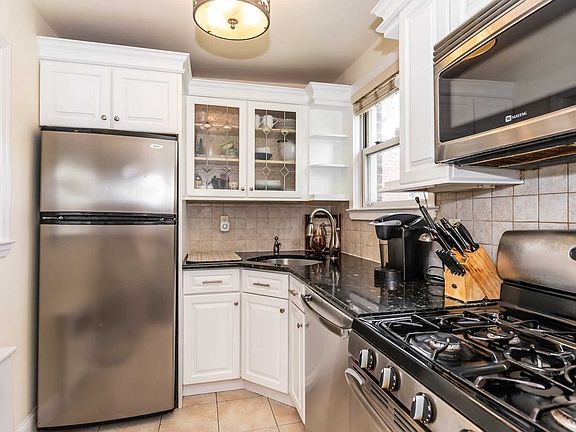 5th image of 38 Edwards St APT 2A