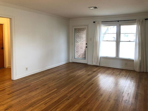 5th image of 2402 Shoalmont Dr