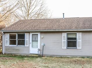 1427 Sumner Ave, Springfield, MA 01118